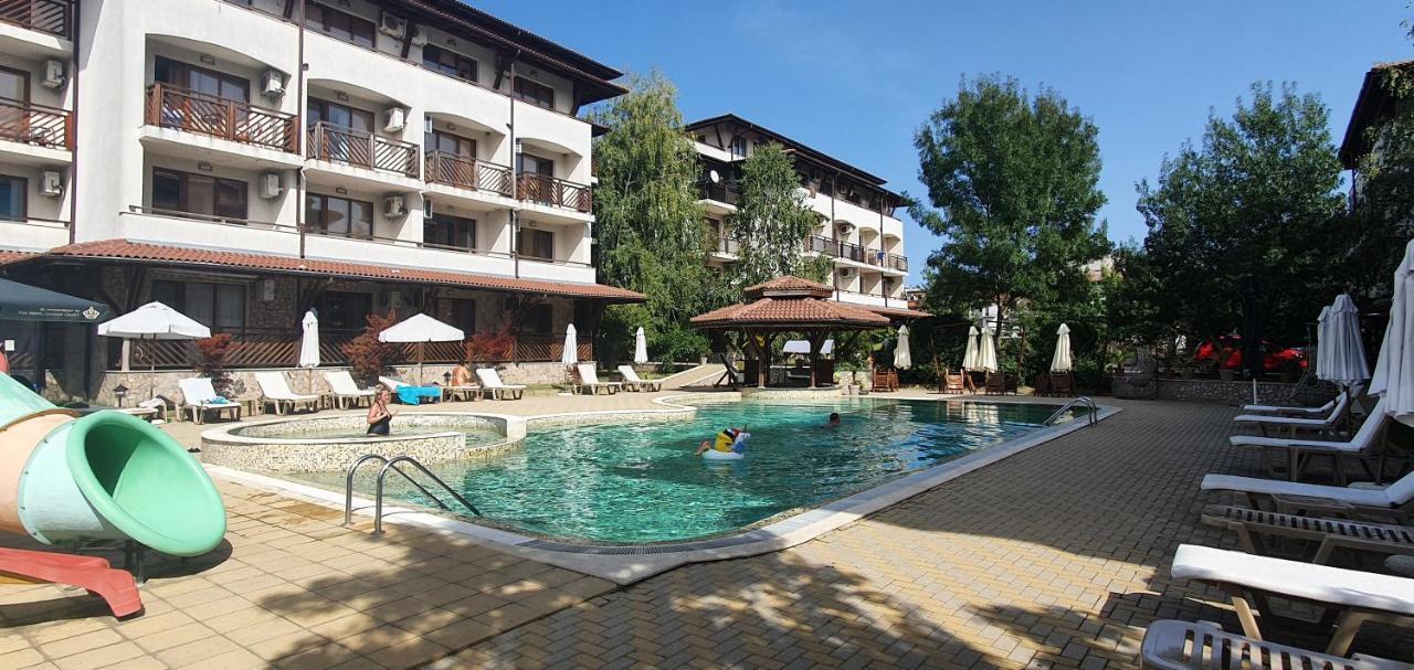 Ferienwohnung Mm Complex Primorsko Exterior foto